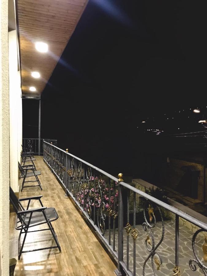 Philia'S Guest House Signagi Exterior foto