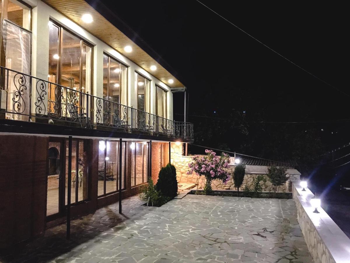 Philia'S Guest House Signagi Exterior foto