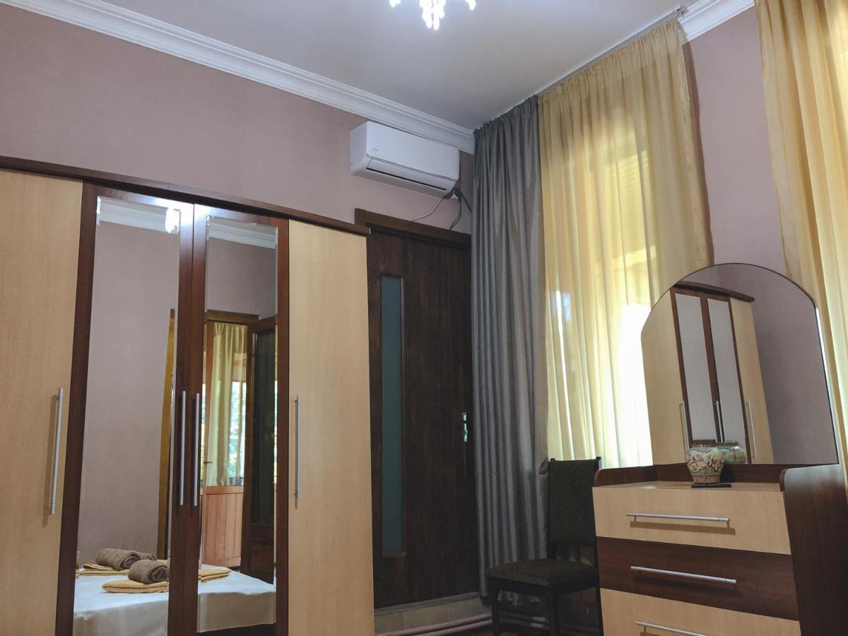 Philia'S Guest House Signagi Exterior foto
