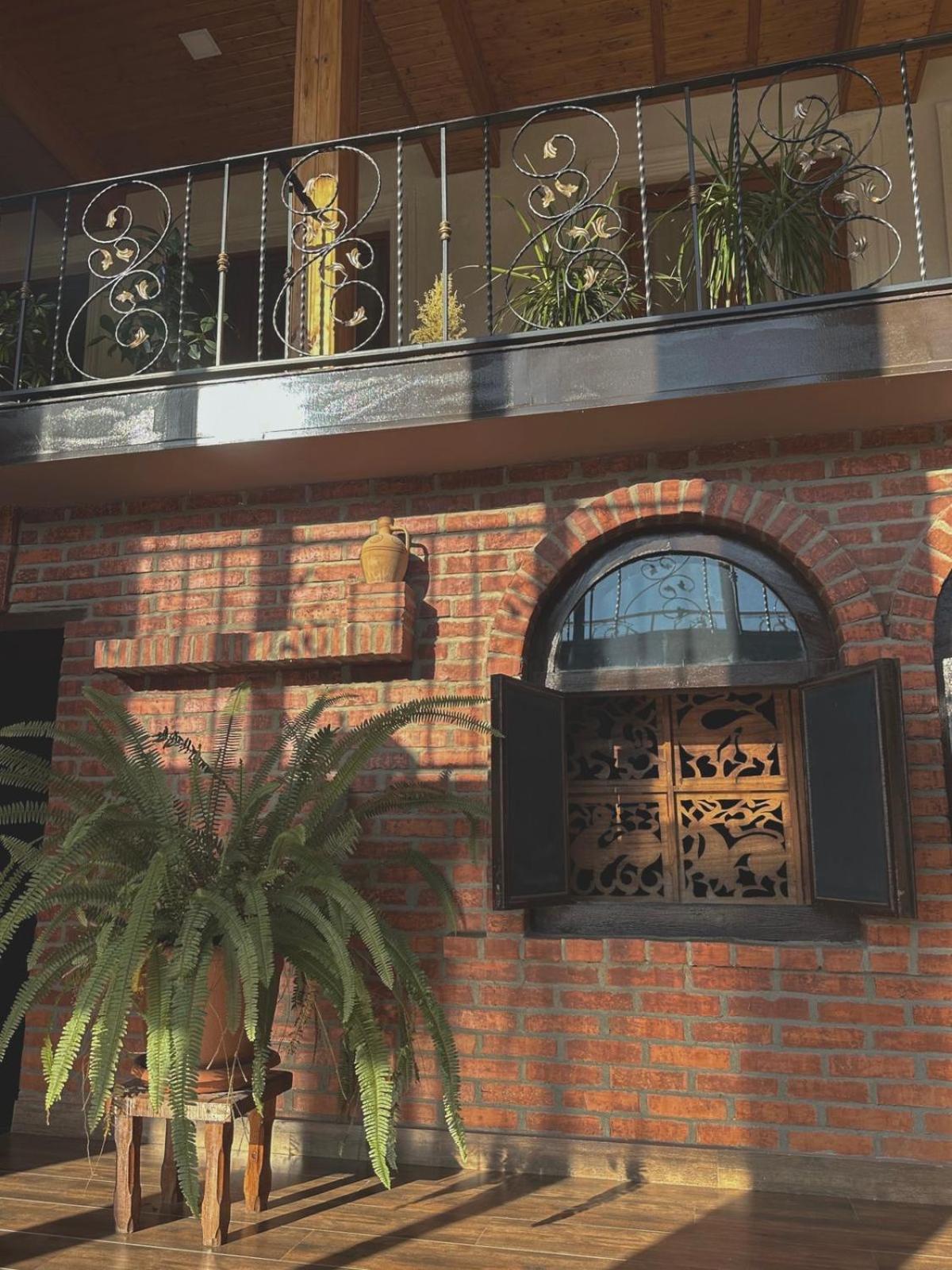 Philia'S Guest House Signagi Exterior foto